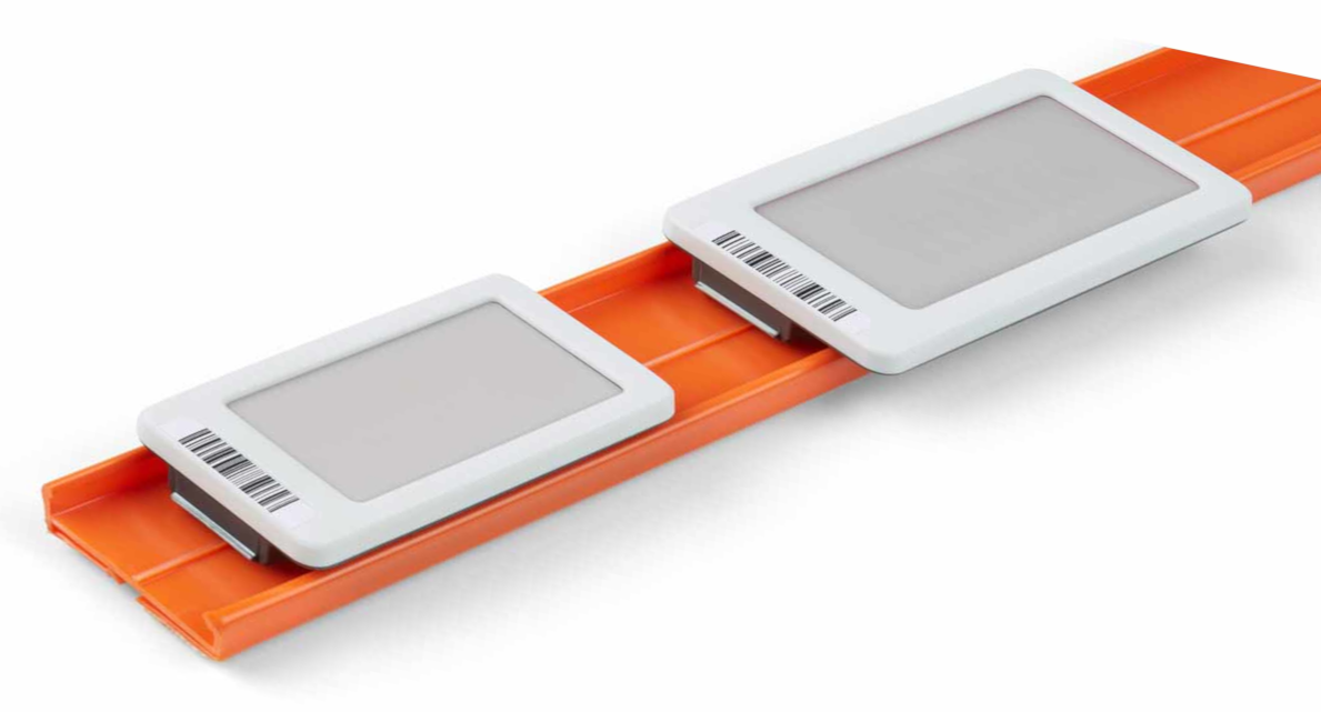 holder for chroma digital price cassette with foam tape 01